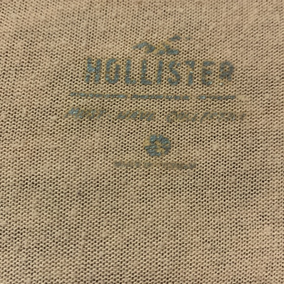 Hollister peach long sleeve top, youth size large. - Picture 4 of 5